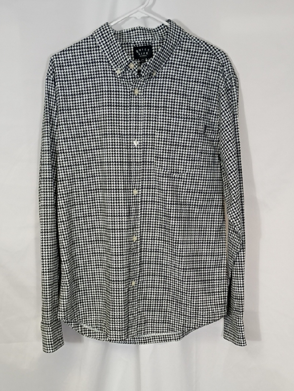 EUC Quiet Life Men's Black and White Button Up Shirt Cotton Size Large